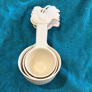 Rooster farmhouse cottage Measuring Cups chicken handle 1, 1/2, 1/3c set of 3